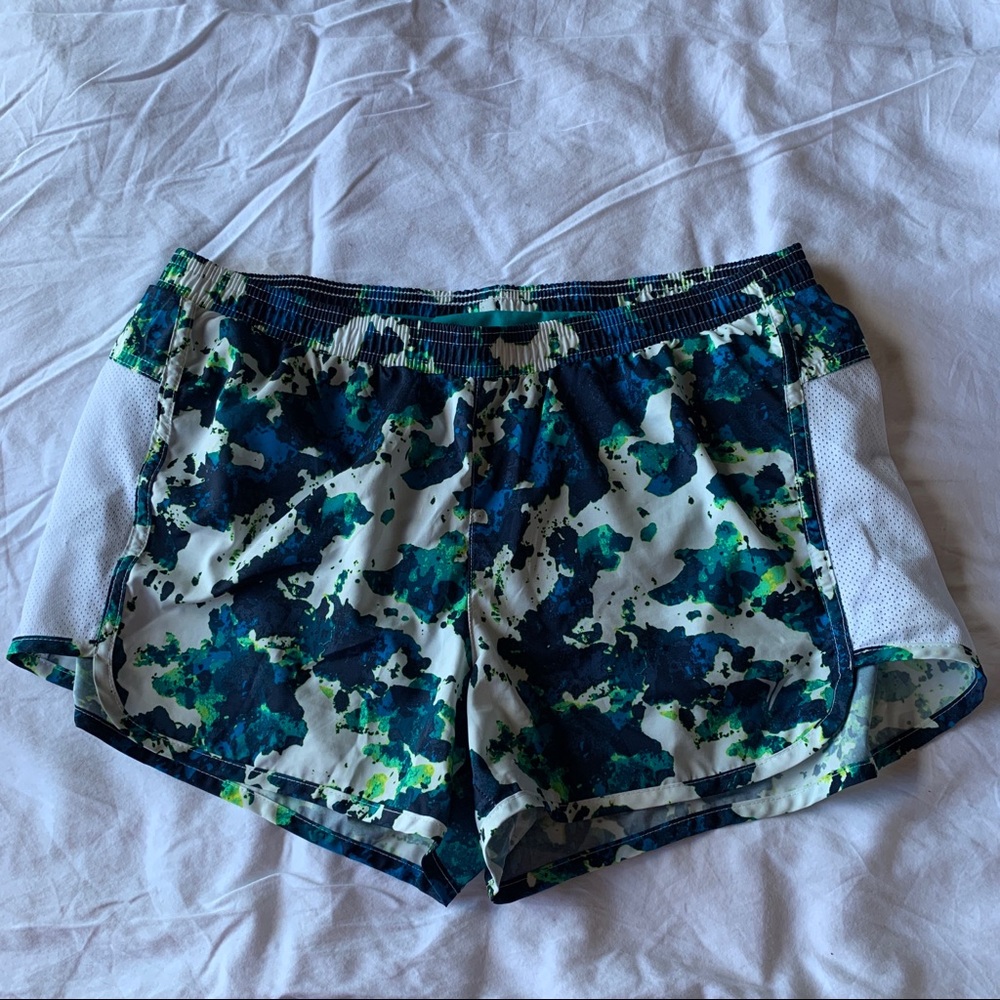 Old Navy active shorts